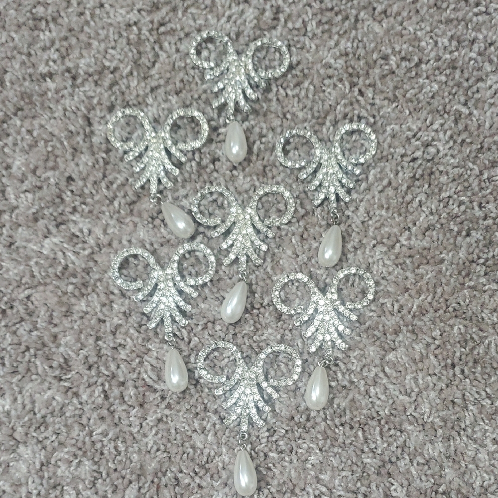 Elegant Silver and Pearl Brooch Set